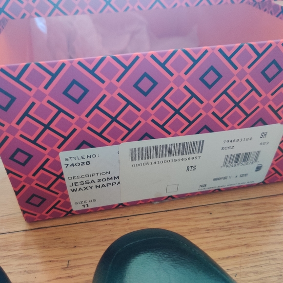 Tory Burch Loafers - Picture 3 of 6